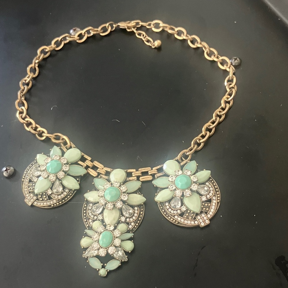 Source Unknown Gold and Mint Floral Necklace